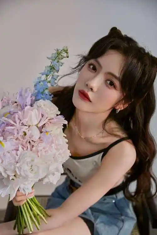 蔡文静牛角造型##蔡文静收到西兰花