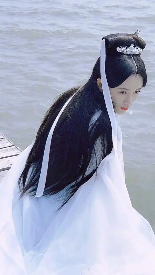 鞠婧祎新白娘子传奇