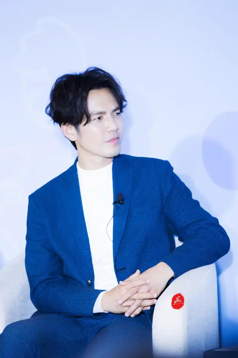 【20191025 钟汉良添可苏州直播活动】 小哇真的是自带光芒,熠熠生辉