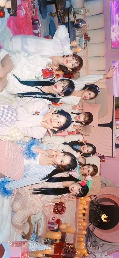 aesparedvelvet圣诞颂mv幕后花絮照