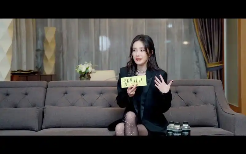 杨幂红秀专访之杨幂的秋冬穿搭利器