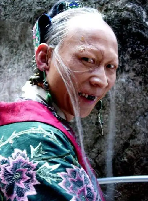 娶美娇妻的6大"丑男",谁才是真正的王者?冯小刚还不算最丑