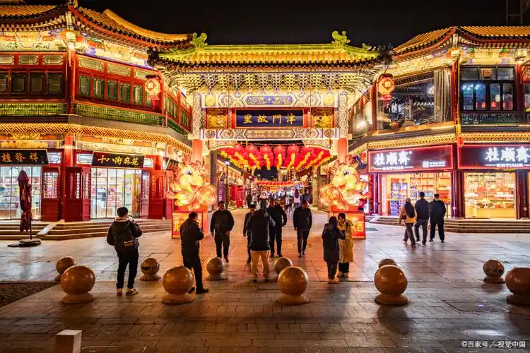 天津古文化街传统小吃之旅  走在天津古文化街,独特的古韵气息扑面