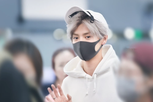 超帅男神鹿晗壁纸_帅气迷人的偶像