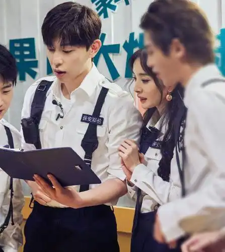 邓伦杨幂粉丝不合?