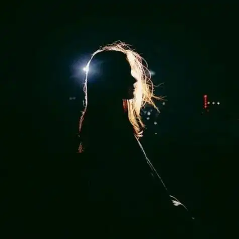 背影女生头像凄凉 女生头像图片大全 -【爱个性】