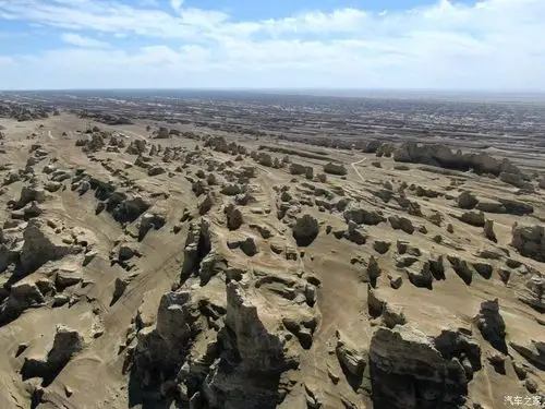 轩辕难忘的阿拉善无人区之旅