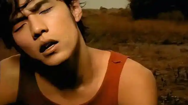 周杰伦《完美主义》mv