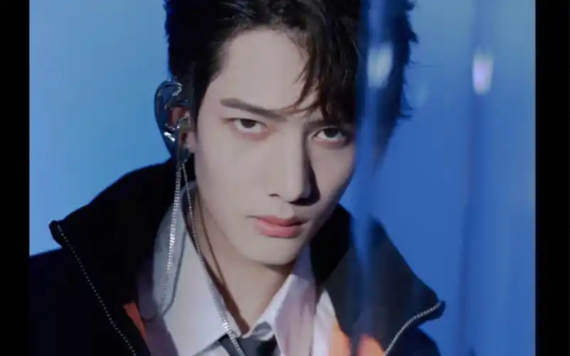 活动  【甘望星】本人比建模特效更帅系列