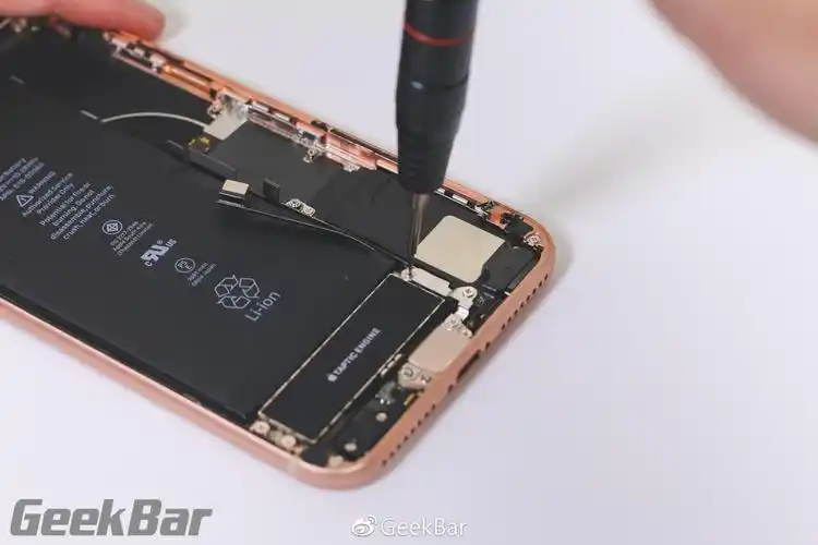 iphone 8 plus国内首拆!苹果这套路太厉害
