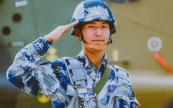 真正男子汉2王威班长快剪向eastofeden