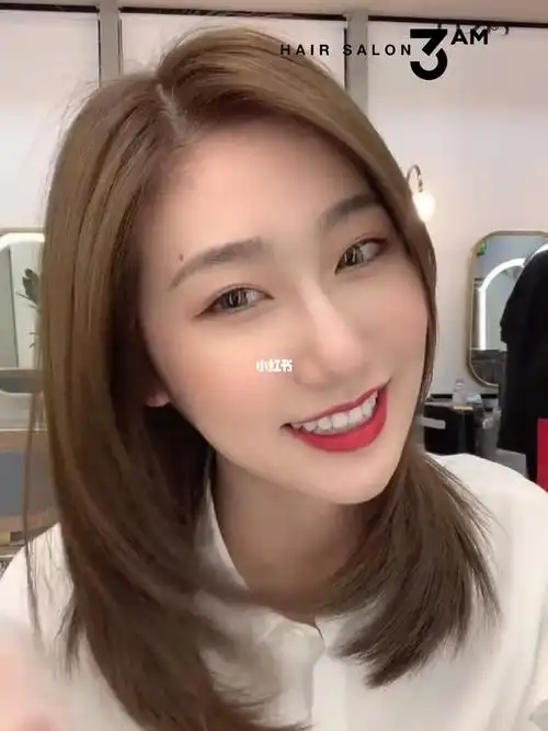 今天告诉大家头发不长不短该留什么发型