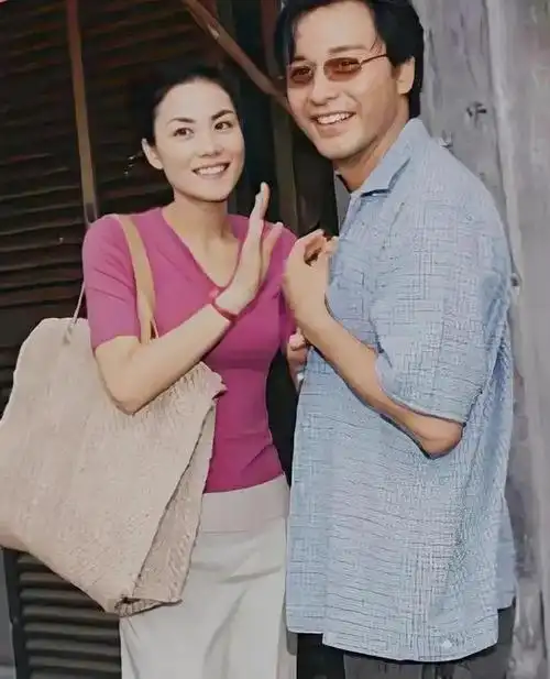 知名港星"冒死"揭露港圈衰败真相,难怪王菲2任丈夫都选内娱的