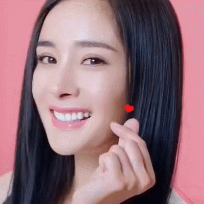 杨幂可爱漂亮手动比心gif动图_动态图_表情包下载_soogif