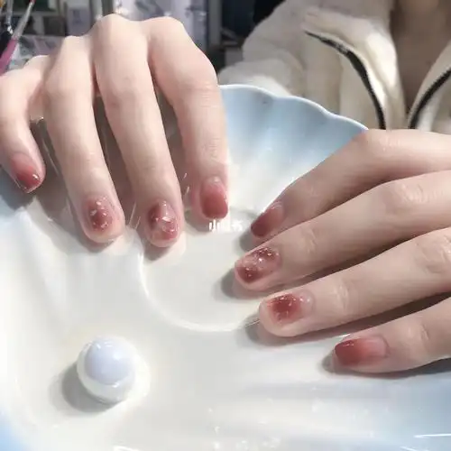 超显白短款美甲