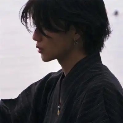 2023最火爆男头像图片 高清帅气的2023年最火男生微信头像_男生微信