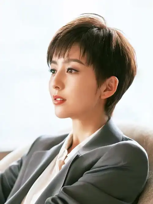 甑挠呕萑笕俜⑴短发自然全头u套式真人发丝韩式发型女时尚短发