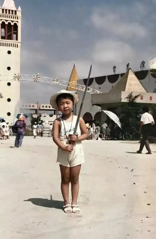 杜海涛自爆今年将会结婚看到童年照网友仿佛看到小小涛