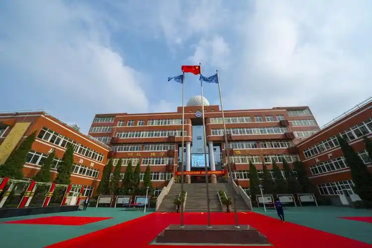 你从未见过的民大附中!