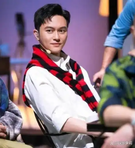 不老男神原来是假的离开化妆和美颜真实状态一言难尽