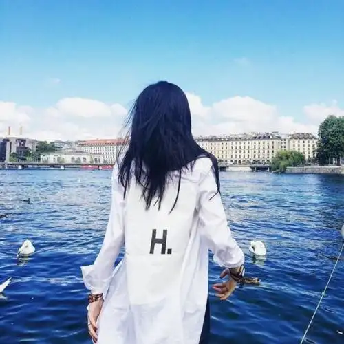 可爱女生头像背影头像