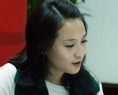 上海访谈间总有一部人会明白你 主持人:做主持人这一份工作,别人都说