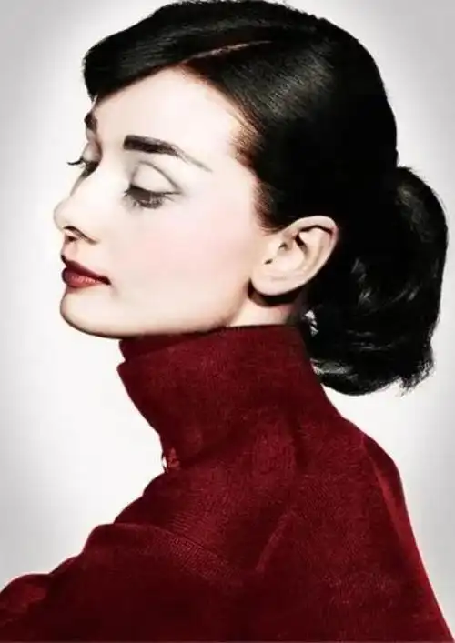 这些惊艳了岁月的美女已经走上了另一条人生道路