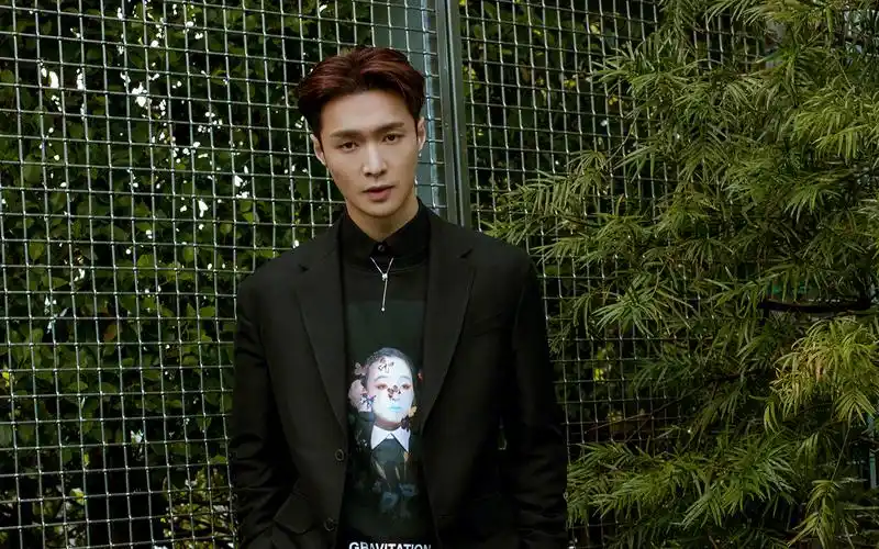 张艺兴帅气写真图片桌面壁纸