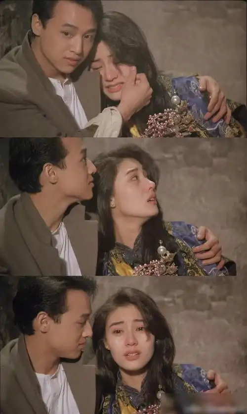 季天笙长的帅气,再加上和张国荣的相似度很高,所以出道之后便得到了