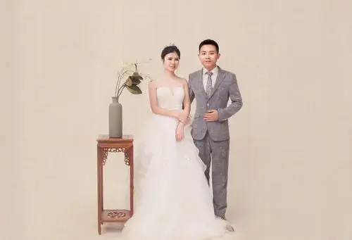 天生一对!刘文轩先生王维维小姐臻美精致婚纱照