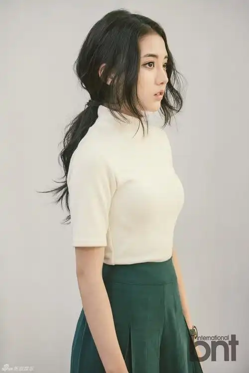 00后韩女星郑多彬写真 圆脸电眼魅力足_高清图集_新浪网