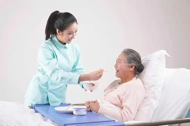 上海长征医院护工陪诊陪护服务