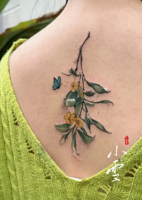 一天但如今男生早就已经有了喜欢的女孩子这个纹身是提醒自己该放下了