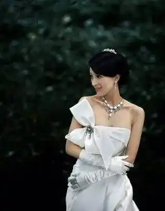 46岁的金巧巧:太漂亮的人往往不能大红_吴启华_公主_故事