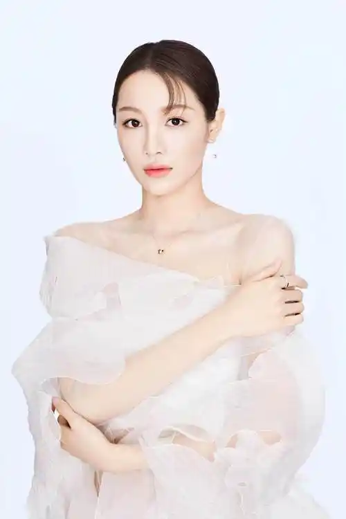 演员张楠品牌宣传海报写真图片66