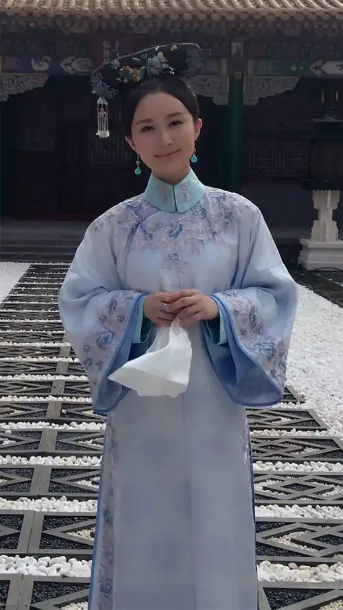 舒畅龙珠传奇古装剧照