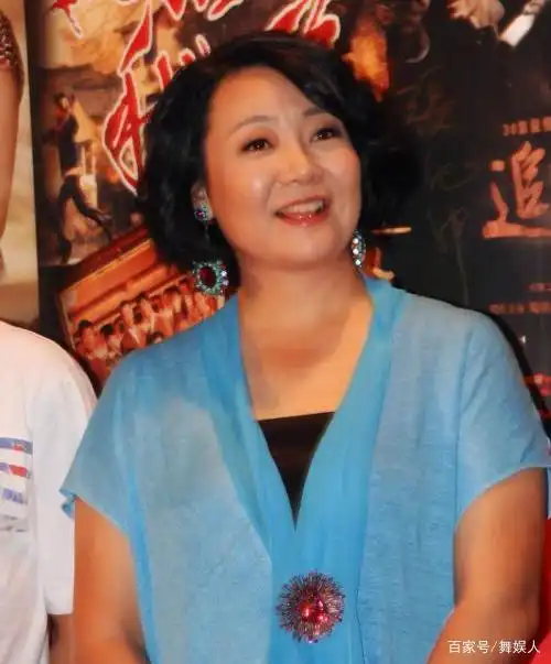 "视后"萨日娜:被丈夫258块钱娶回家,现在过得幸福吗?