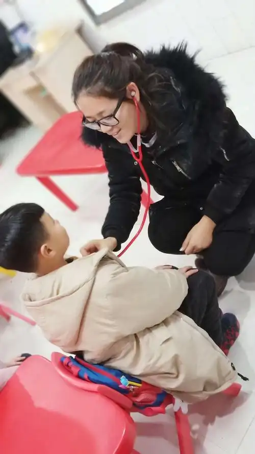 童童科学第十二课《听诊器》