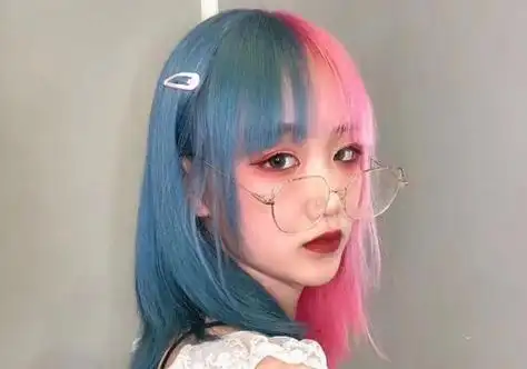 2023叛逆少女发型女生阴阳头染发个性前卫