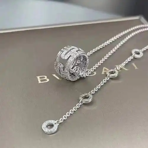 宝格丽 parentesi系列白金满钻回形针项链