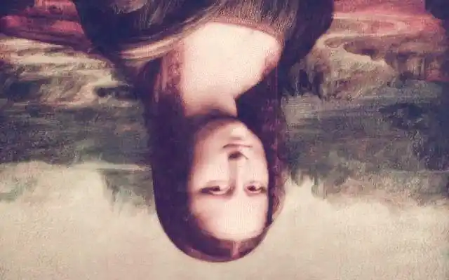 倒过来的《蒙娜丽莎》不忍直视,整幅图居然忘了画重要东西