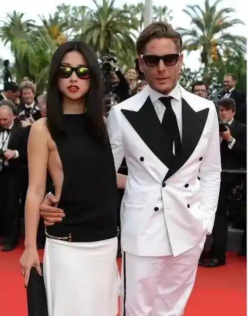 尤文图斯老板拉波埃尔坎和朱珠关系