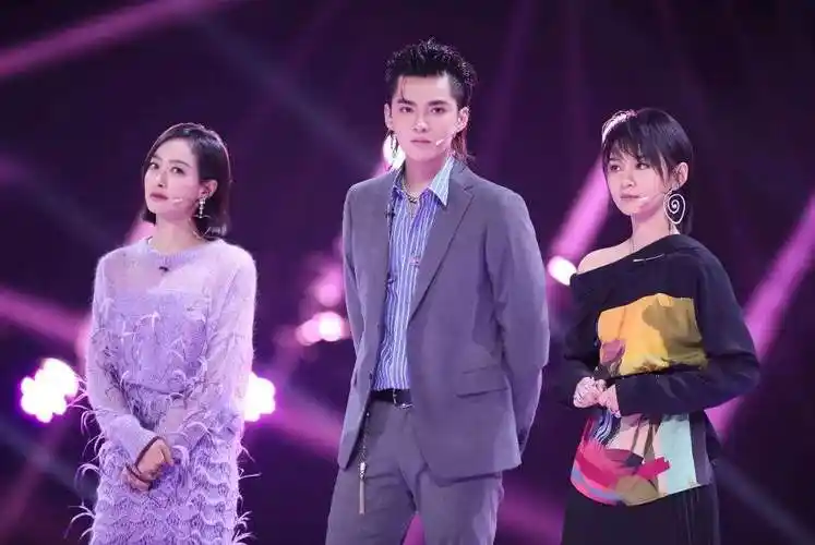 宋茜吴亦凡什么关系 经常暧昧互动