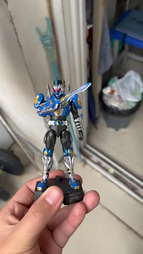 铠装风鹰侠重涂展示