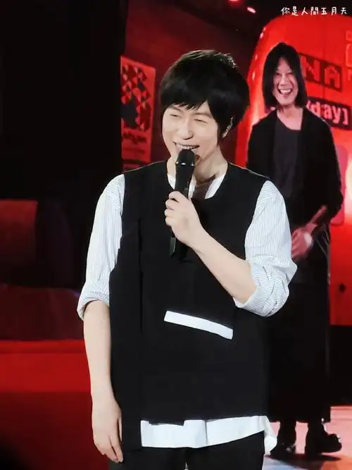 帅就一个字 我可以说一辈子#五月天5525回到那一天#.阿信超话