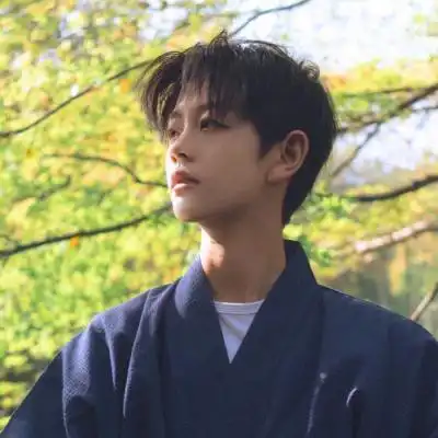 最好看的头像图片男生帅气超酷男头真人个性微信图片大全