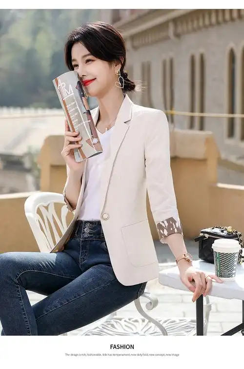 秦菲 杏色小西装外套女2021春夏新款韩版休闲短款七分袖薄款西服女