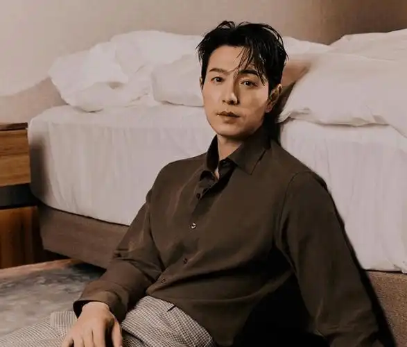 盘点10位年过40韩剧大叔系男神,郑成日成禁欲系熟男代表_演技_孔刘_李