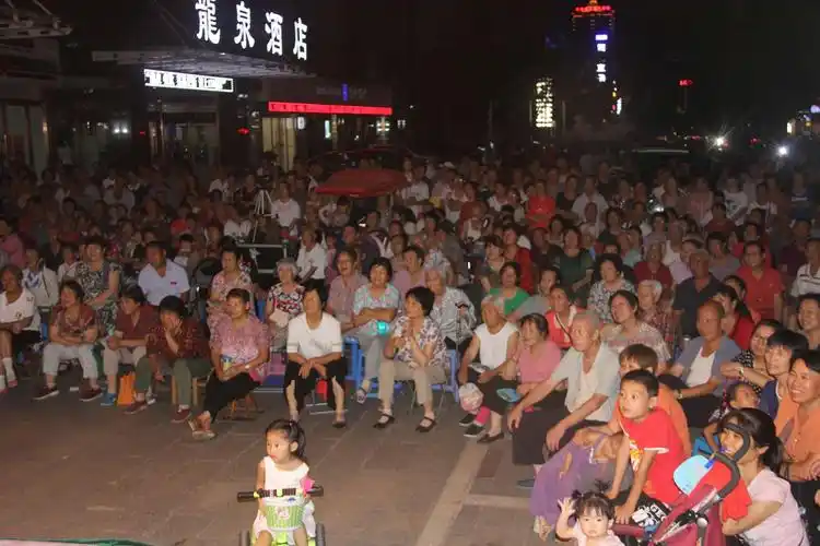 自信 推动文艺发展"文化惠民演出周圆满收官,观看演出观众达7千余人次