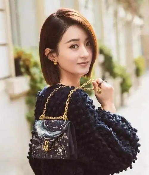 大胖脸适合什么发型女(挑选最适合大胖脸的发型)  第2张